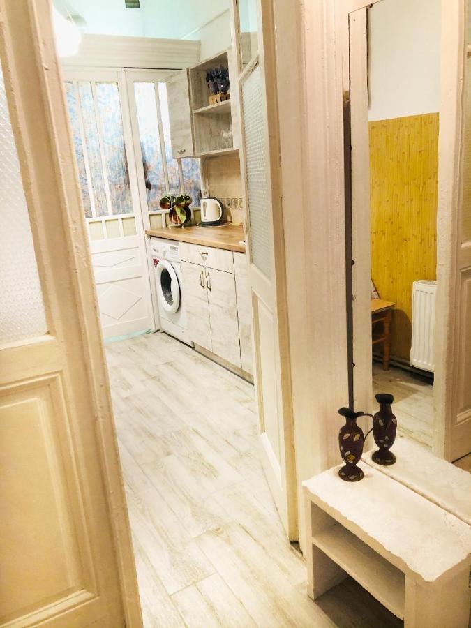 Vintage Apartment 2 Rooms With Balcony إلفيف المظهر الخارجي الصورة
