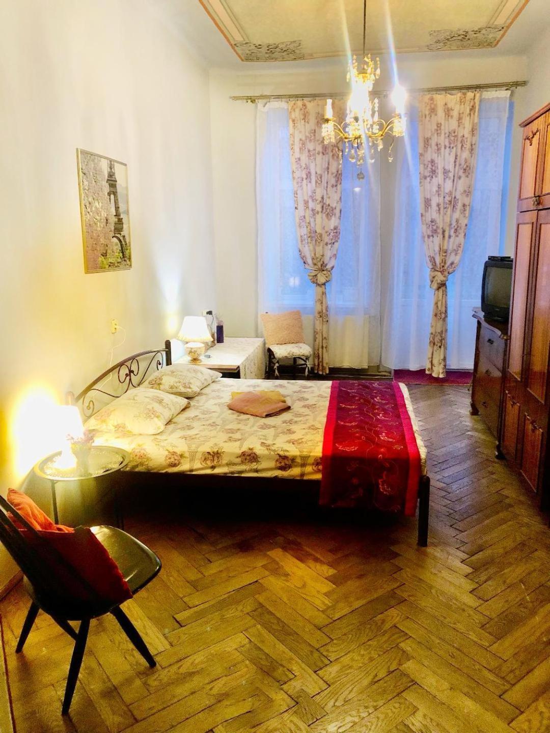 Vintage Apartment 2 Rooms With Balcony إلفيف المظهر الخارجي الصورة